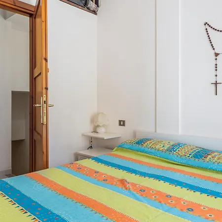 Guesthost - Il Mandorleto Roomy Villasimius