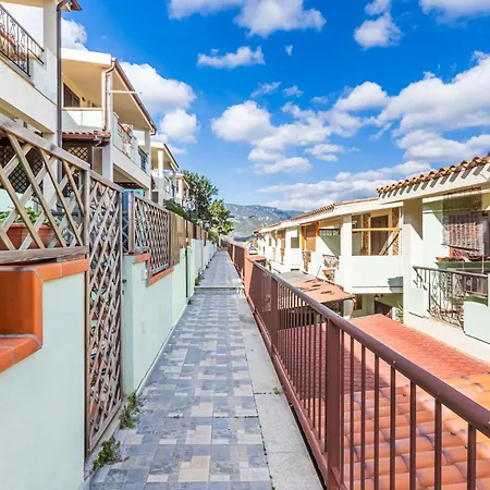 Guesthost - Il Mandorleto Roomy Villasimius