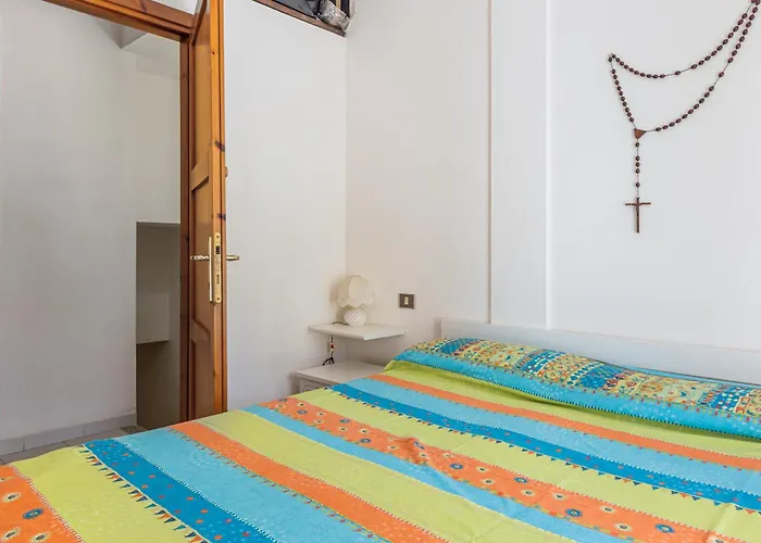 Guesthost - Il Mandorleto Roomy Villasimius